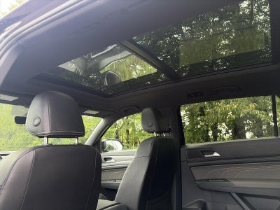 2023 Volkswagen Atlas Cross Sport 2.0T SE w/Technology 4MOTION