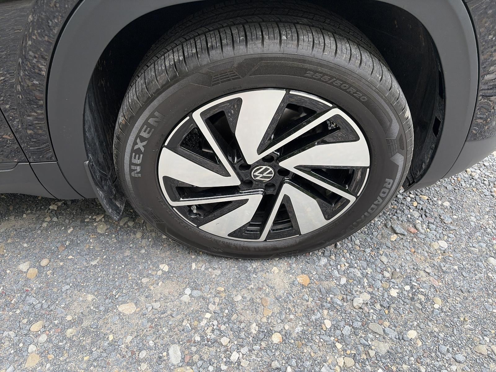 2026 Volkswagen Atlas 2.0T SE w/Technology 4MOTION