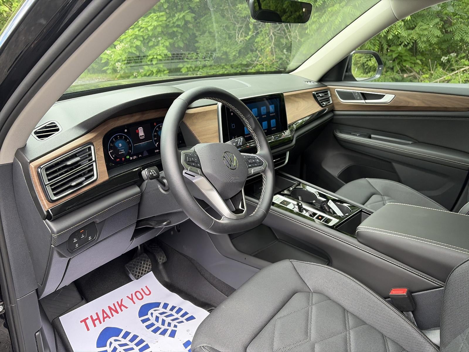 2026 Volkswagen Atlas 2.0T SE w/Technology 4MOTION