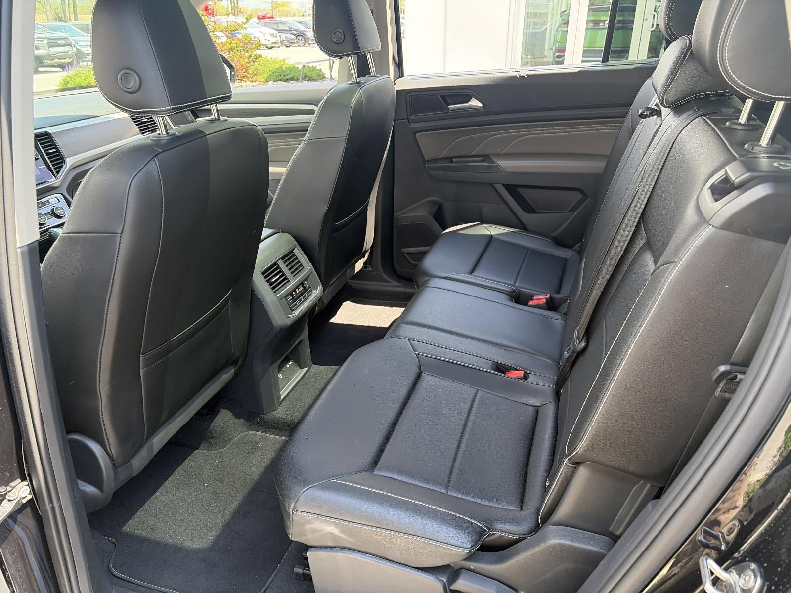 2023 Volkswagen Atlas 2.0T SE w/Technology 4MOTION
