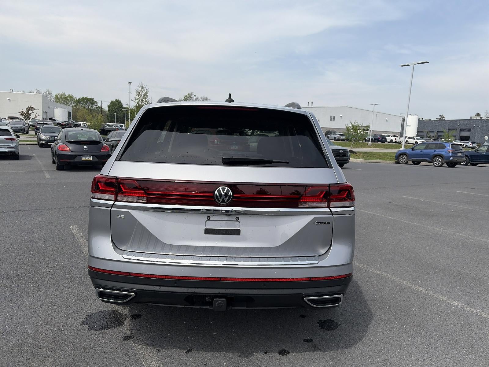 2024 Volkswagen Atlas 2.0T SE w/Technology 4MOTION
