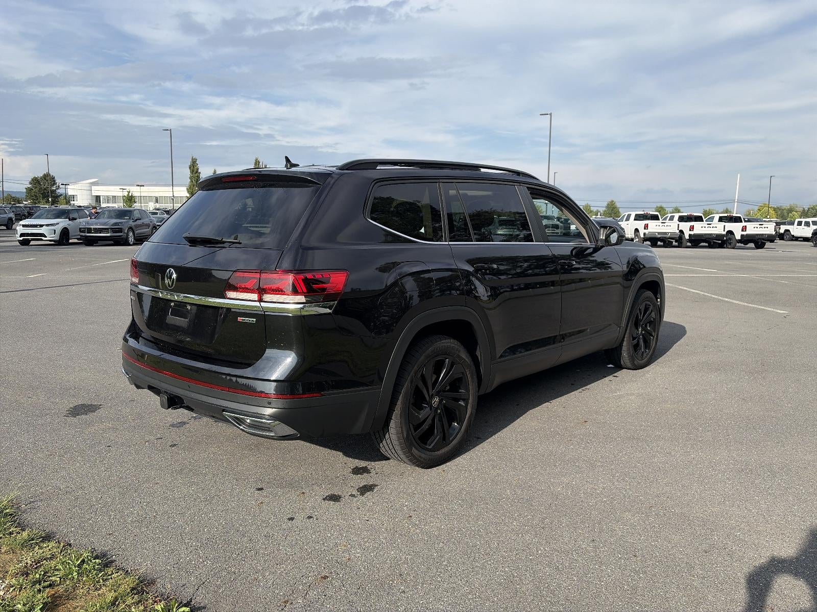 2022 Volkswagen Atlas 3.6L V6 SE w/Technology 4MOTION