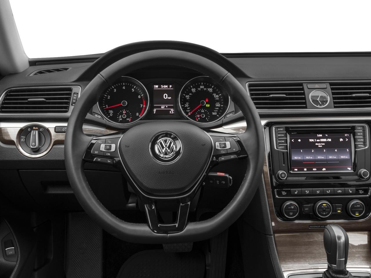 2018 Volkswagen Passat 2.0T SE Auto