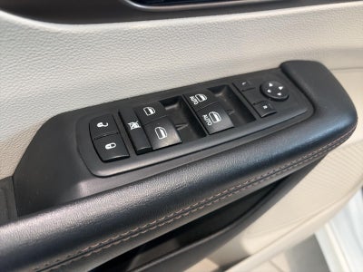 2017 Chrysler Pacifica LX FWD