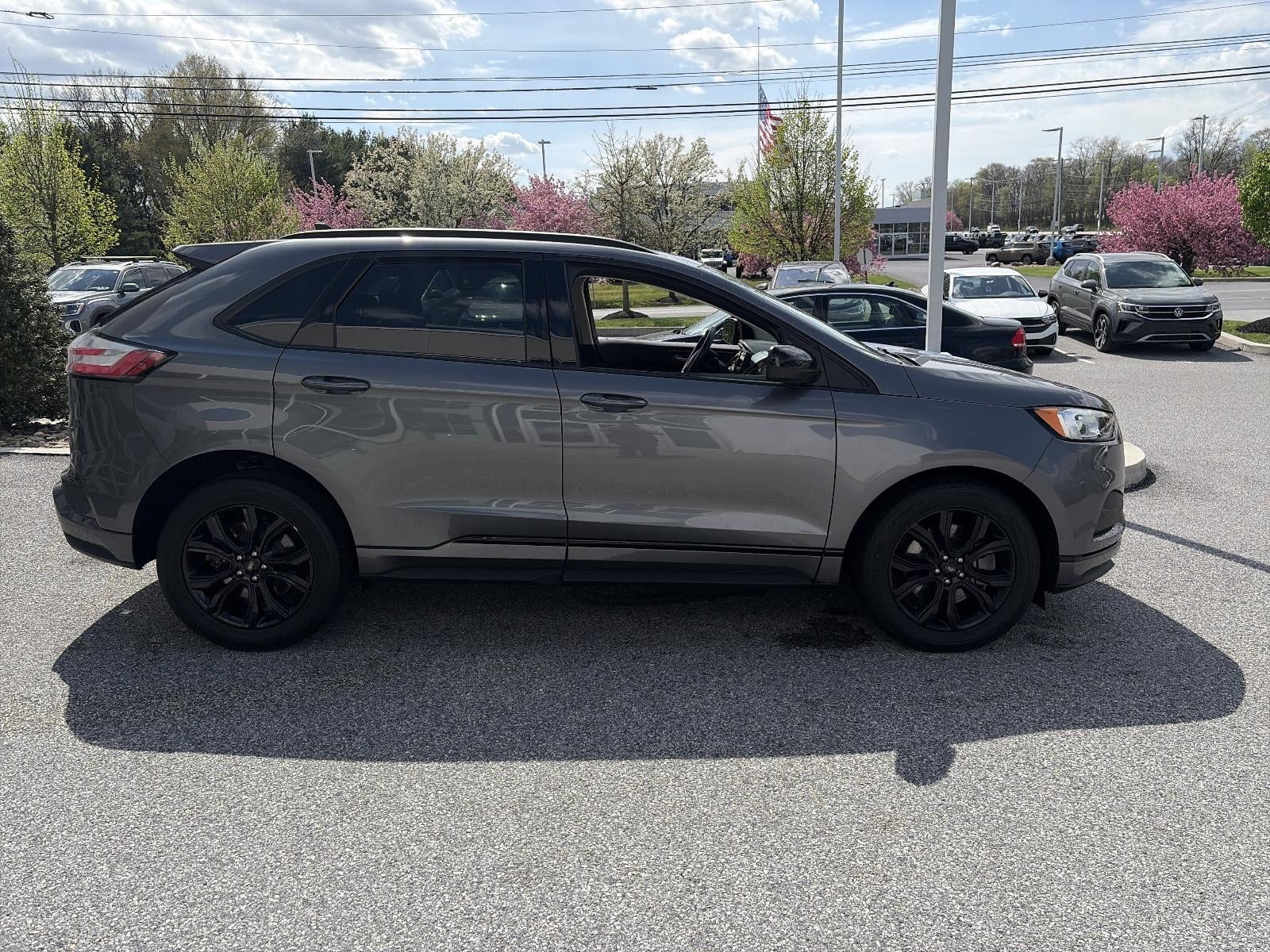 2022 Ford Edge SE AWD