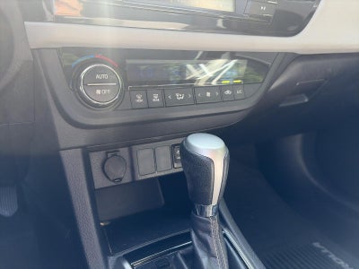 2015 Toyota Corolla 4dr Sdn CVT Auto LE (Natl)