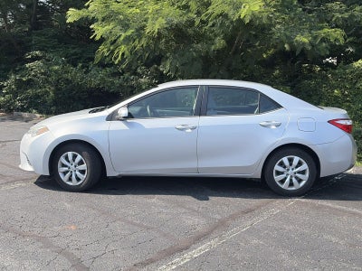 2015 Toyota Corolla 4dr Sdn CVT Auto LE (Natl)