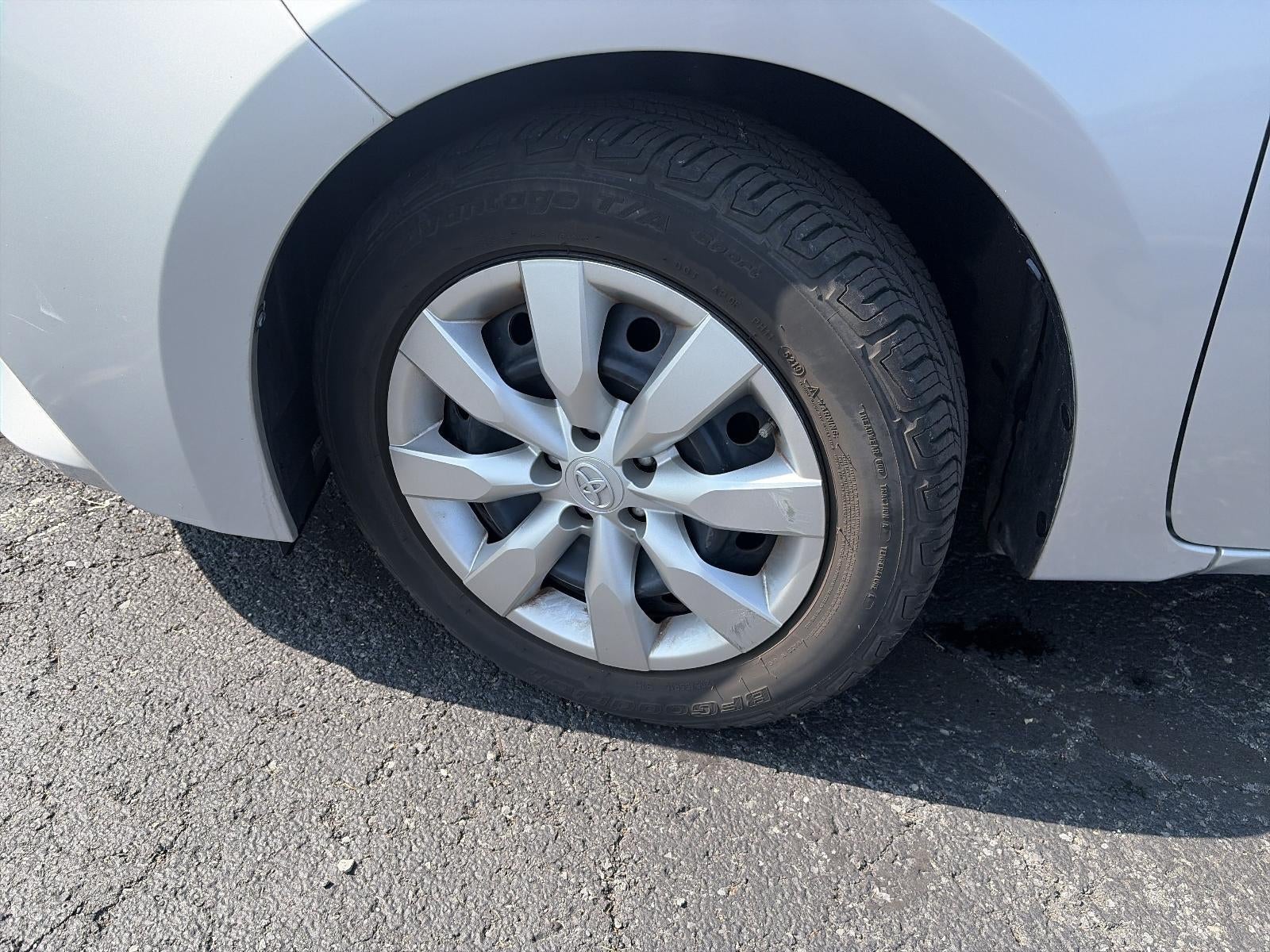 2015 Toyota Corolla 4dr Sdn CVT Auto LE (Natl)