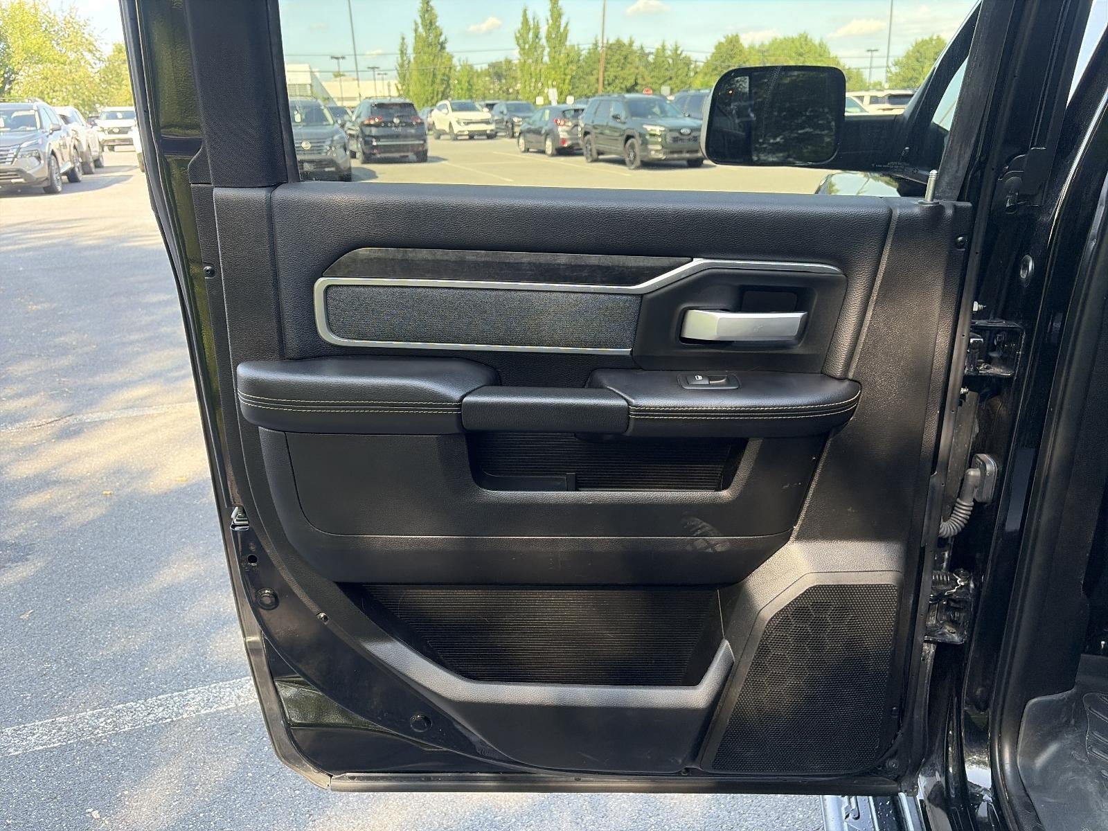 2019 RAM 3500 Big Horn 4x4 Crew Cab 6'4" Box