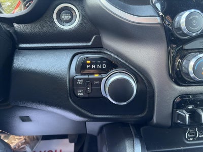2019 RAM 3500 Big Horn 4x4 Crew Cab 6'4" Box