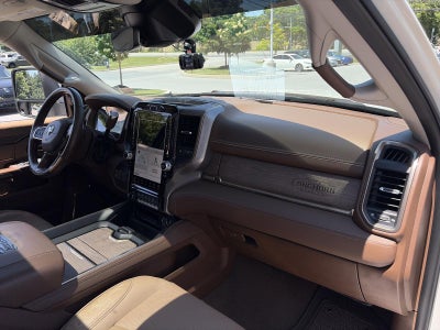2023 RAM 3500 Longhorn 4x4 Crew Cab 8' Box