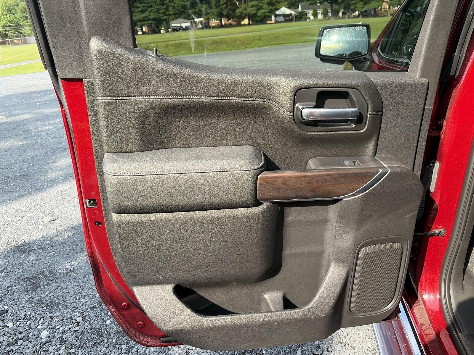 2021 GMC Sierra 1500 Crew Cab Short Box 2-Wheel Drive SLT