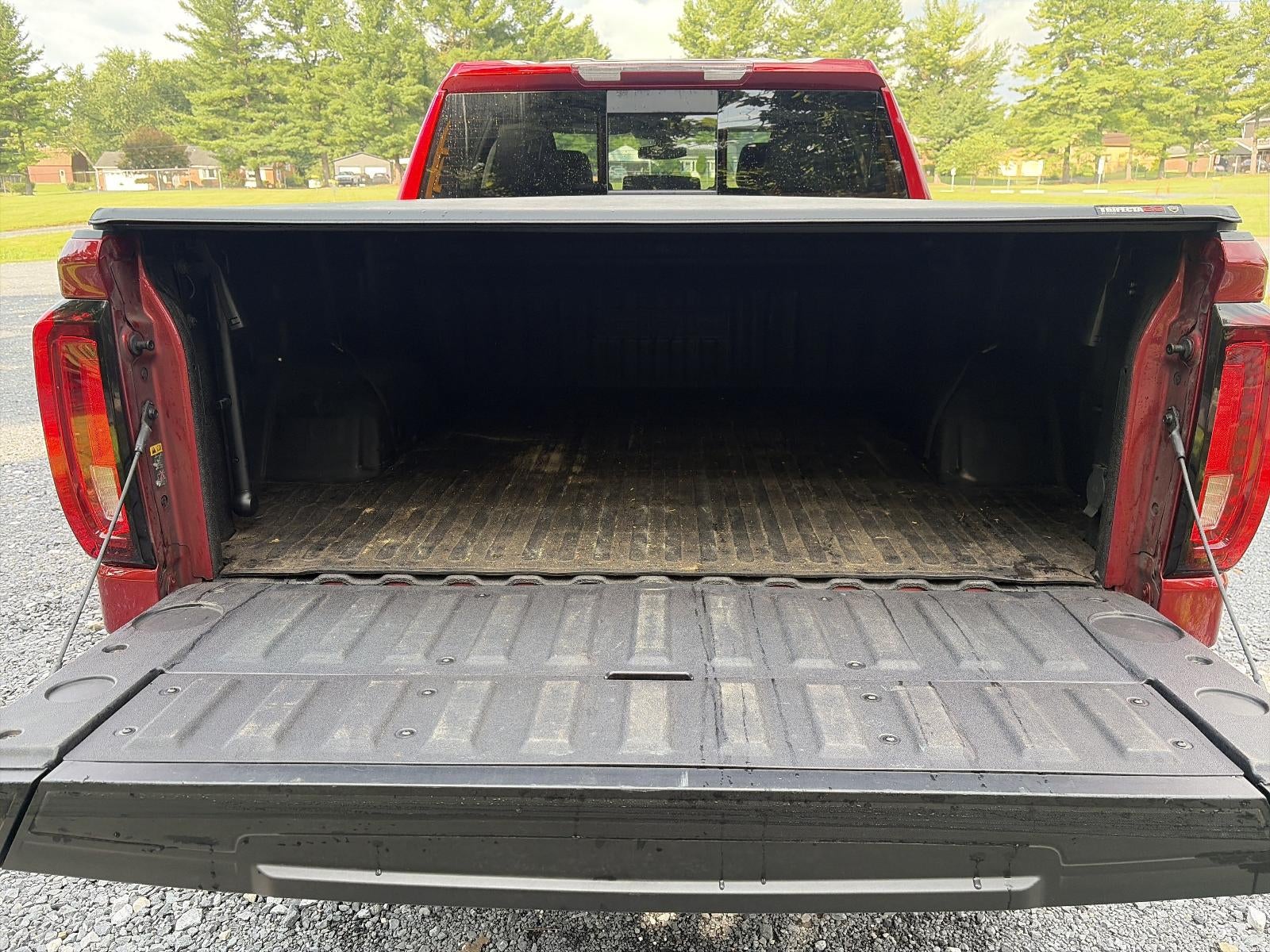 2021 GMC Sierra 1500 Crew Cab Short Box 2-Wheel Drive SLT