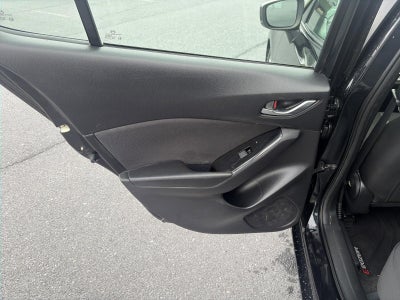 2018 Mazda Mazda3 4-Door Sport Auto