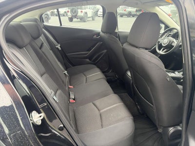 2018 Mazda Mazda3 4-Door Sport Auto