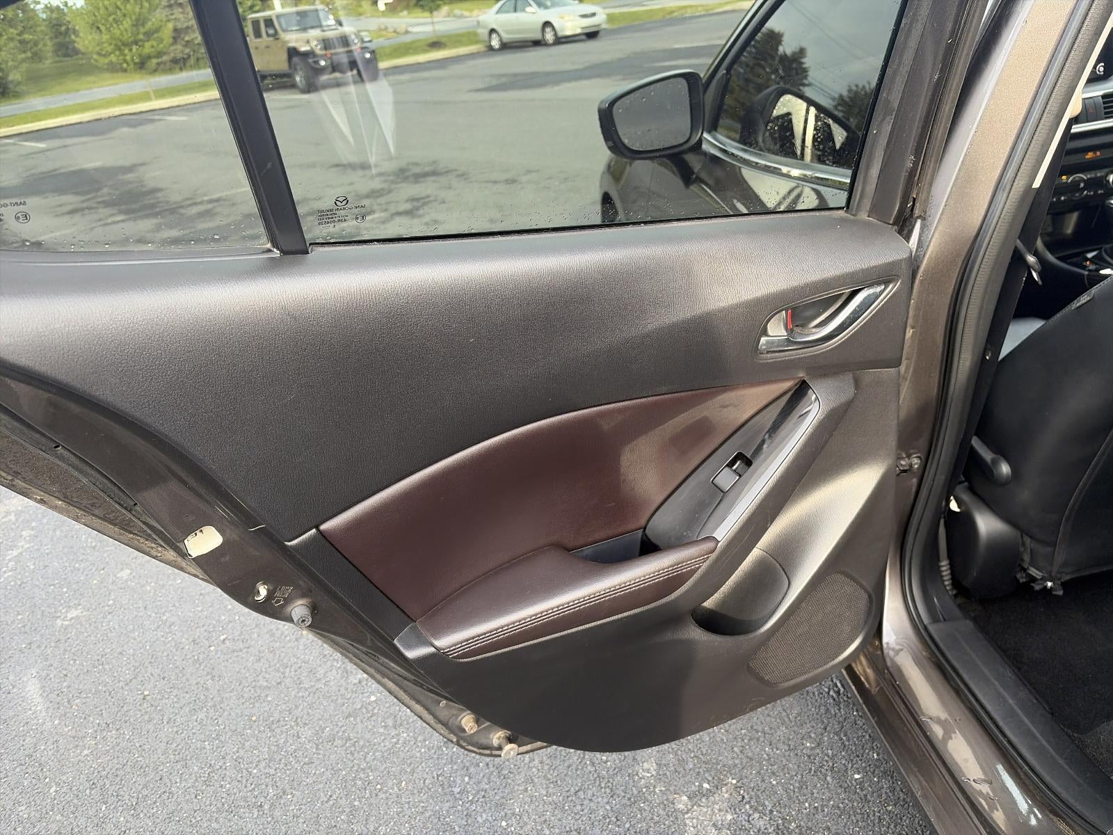 2017 Mazda Mazda3 4-Door Touring Auto