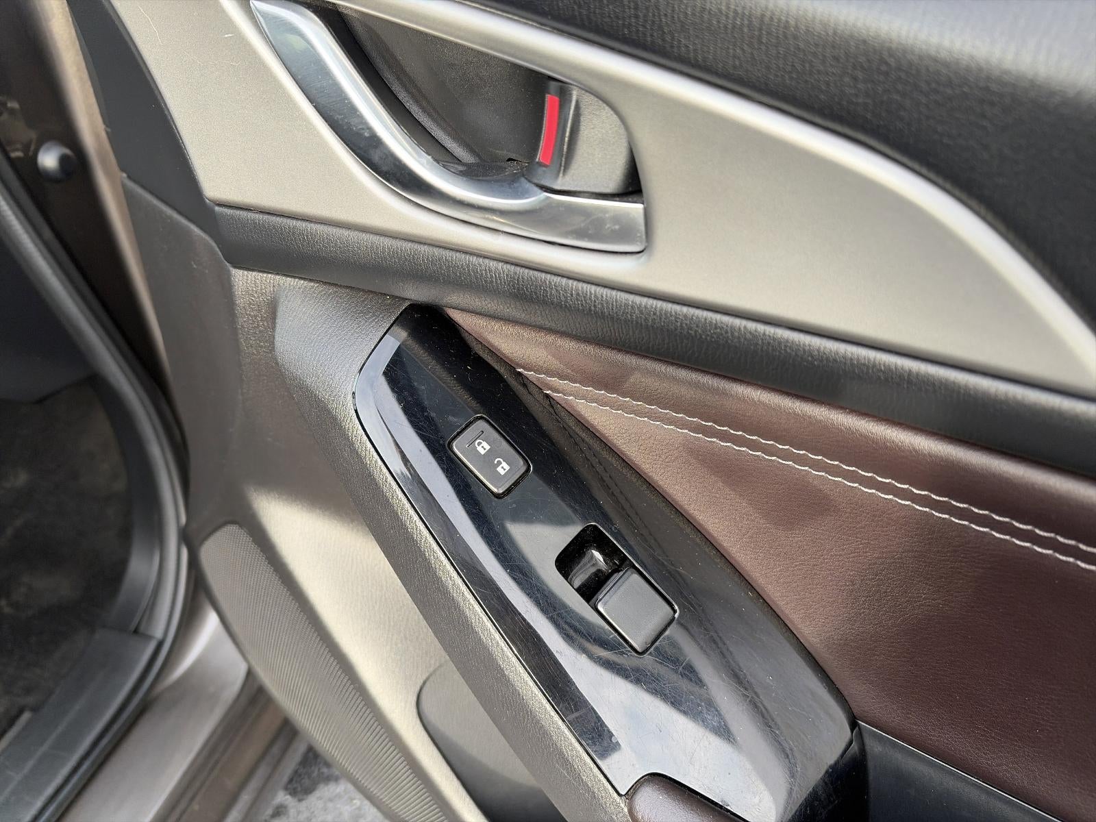 2017 Mazda Mazda3 4-Door Touring Auto
