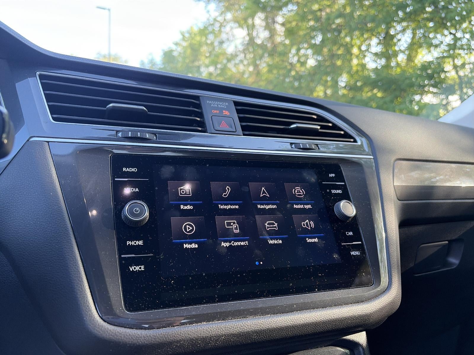 2024 Volkswagen Tiguan 2.0T SE 4MOTION