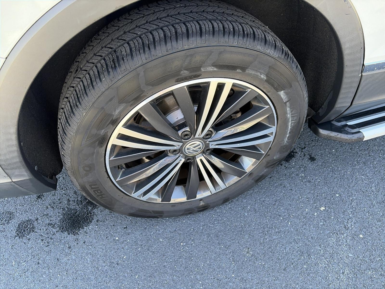 2018 Volkswagen Tiguan 2.0T SEL 4MOTION