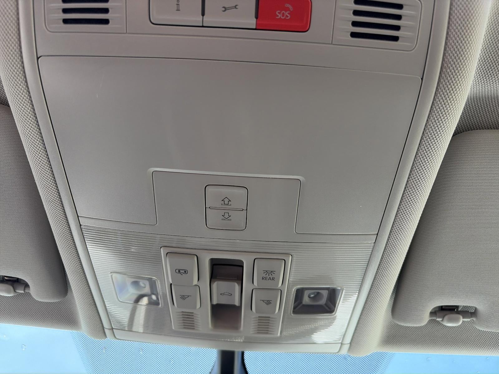 2018 Volkswagen Tiguan 2.0T SEL 4MOTION