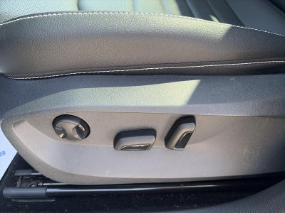 2023 Volkswagen Taos SEL 4MOTION *Ltd Avail*