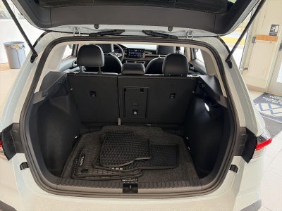 2025 Volkswagen Taos SE Black FWD