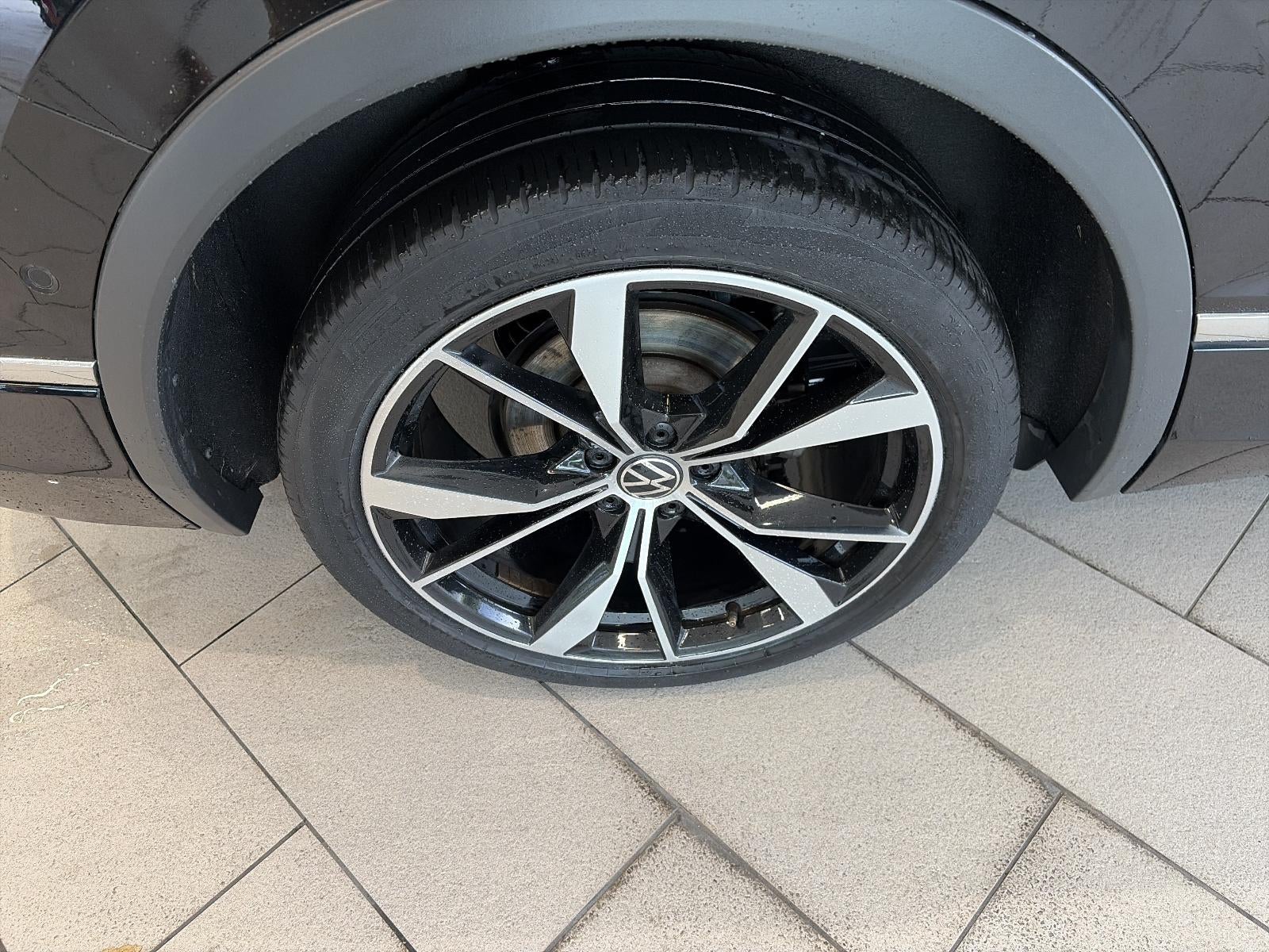 2024 Volkswagen Tiguan 2.0T SEL R-Line 4MOTION