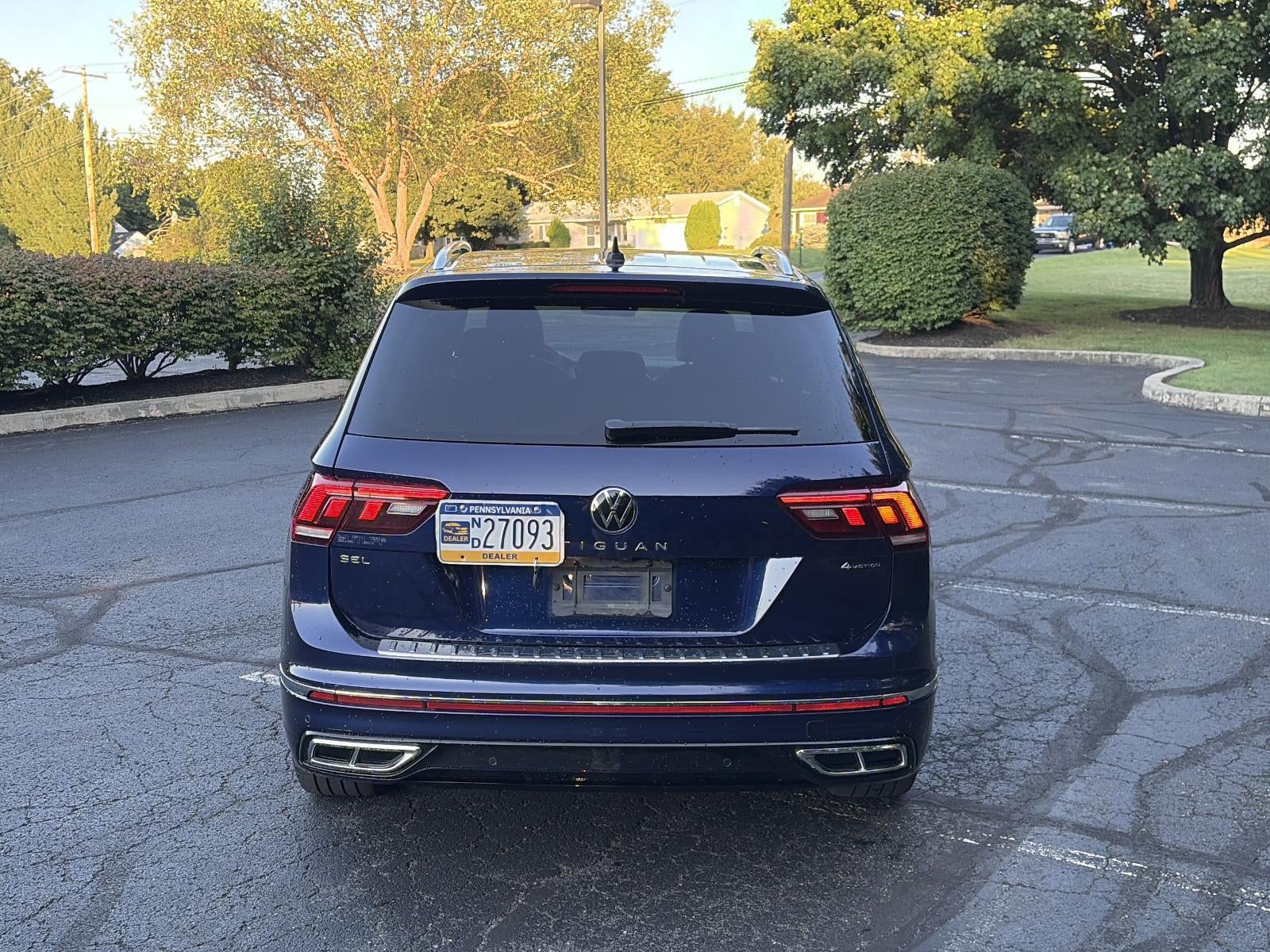2022 Volkswagen Tiguan 2.0T SEL R-Line 4MOTION