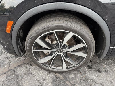 2024 Volkswagen Tiguan 2.0T SEL R-Line 4MOTION
