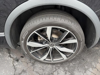 2024 Volkswagen Tiguan 2.0T SEL R-Line 4MOTION