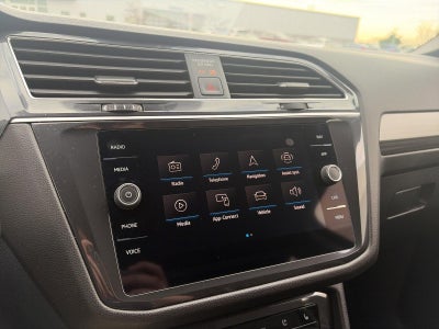 2024 Volkswagen Tiguan 2.0T SEL R-Line 4MOTION