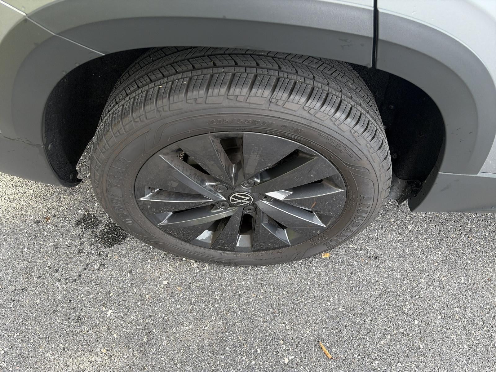 2024 Volkswagen Taos S FWD