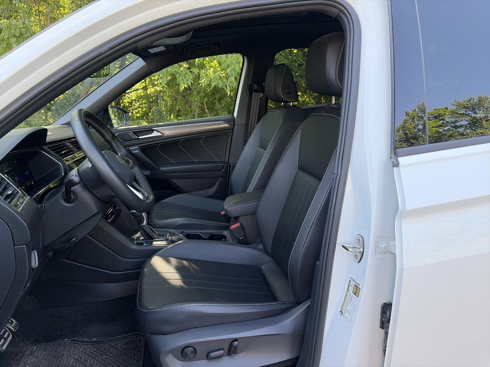 2023 Volkswagen Tiguan 2.0T SE R-Line Black 4MOTION