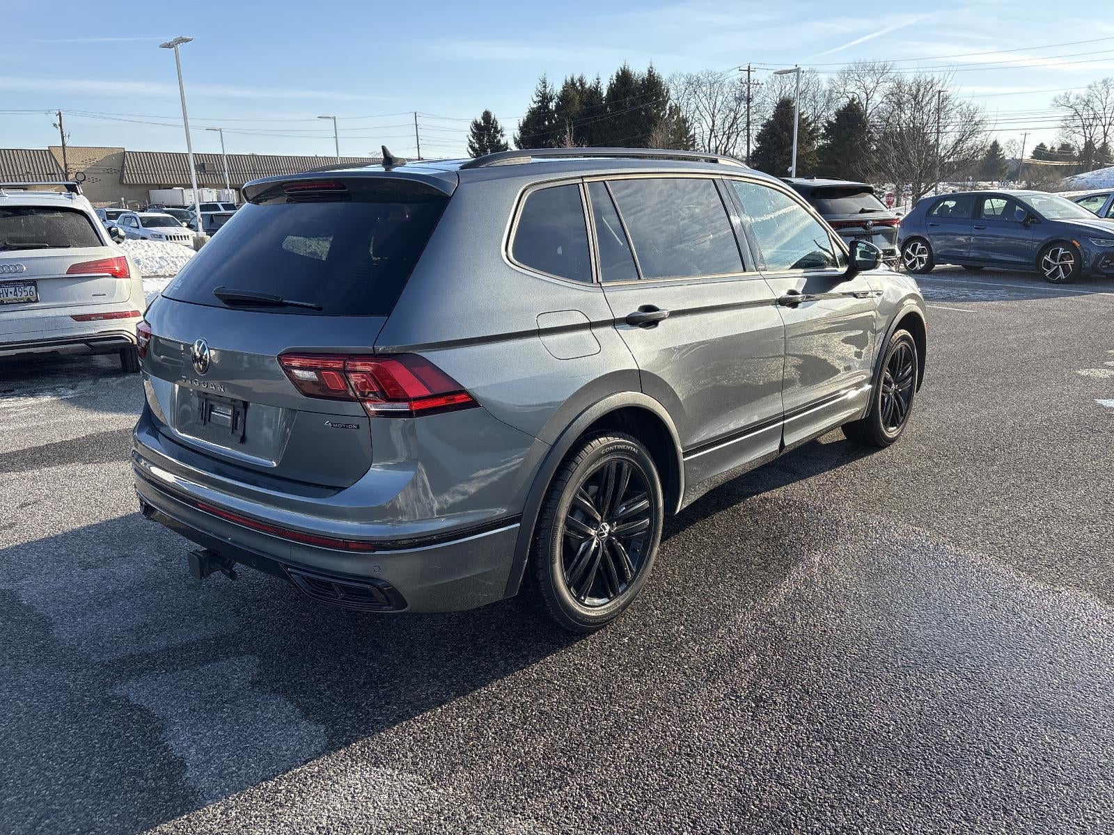 2022 Volkswagen Tiguan 2.0T SE R-Line Black 4MOTION