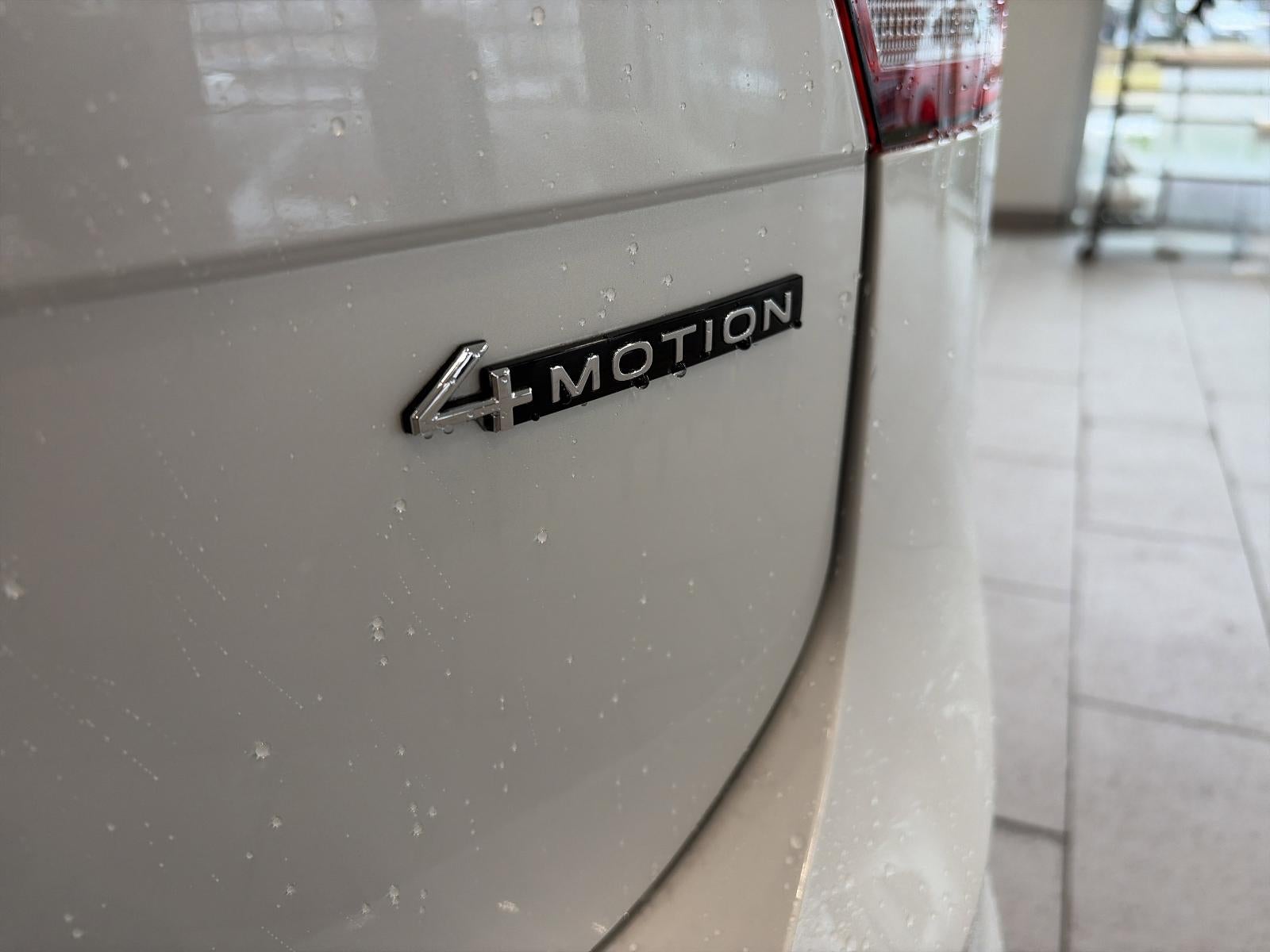 2024 Volkswagen Tiguan 2.0T SE R-Line Black 4MOTION