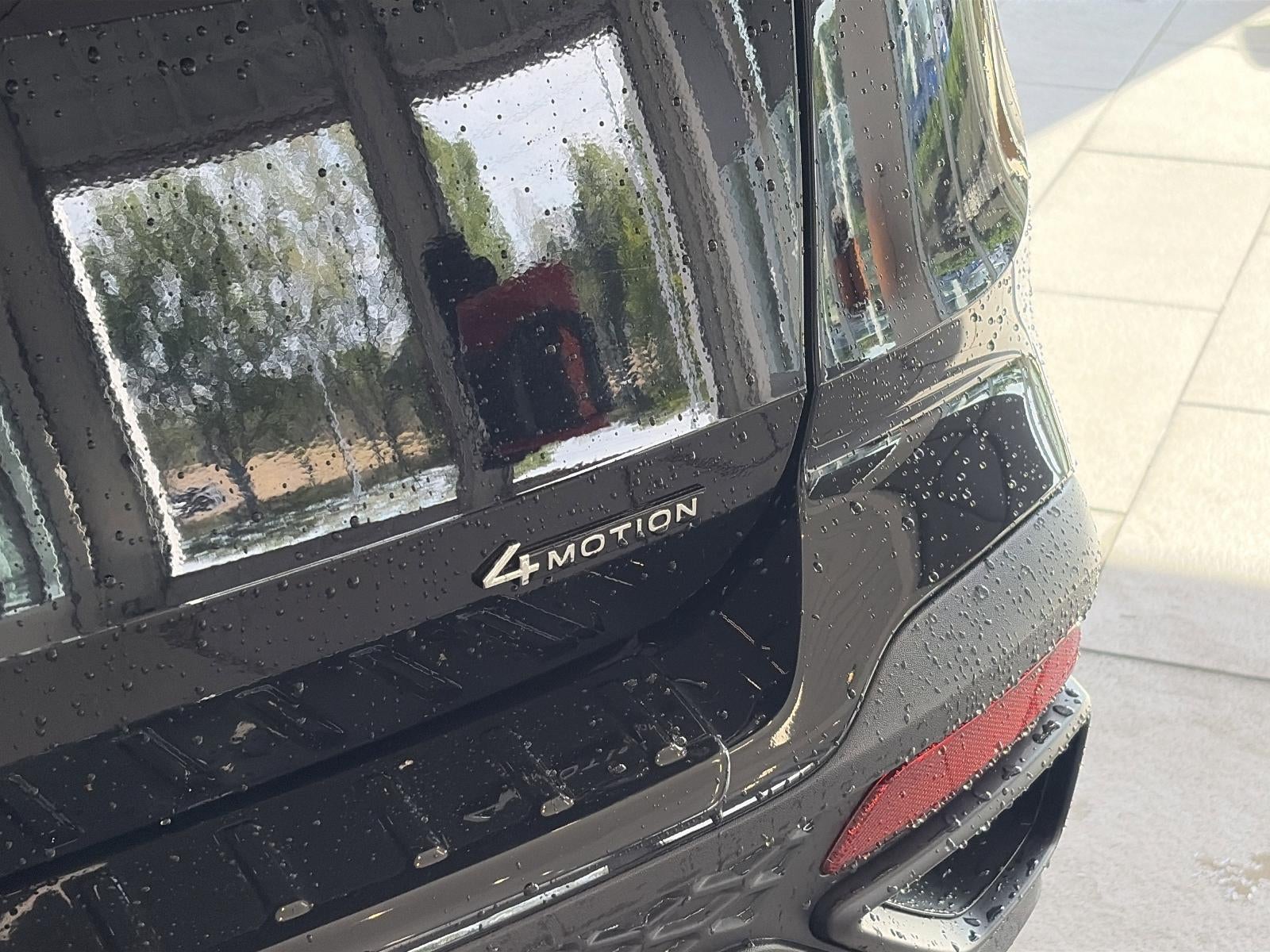 2025 Volkswagen Taos S 4MOTION