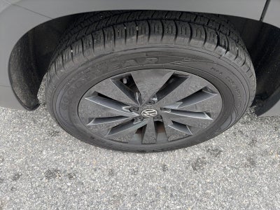 2022 Volkswagen Taos S 4MOTION