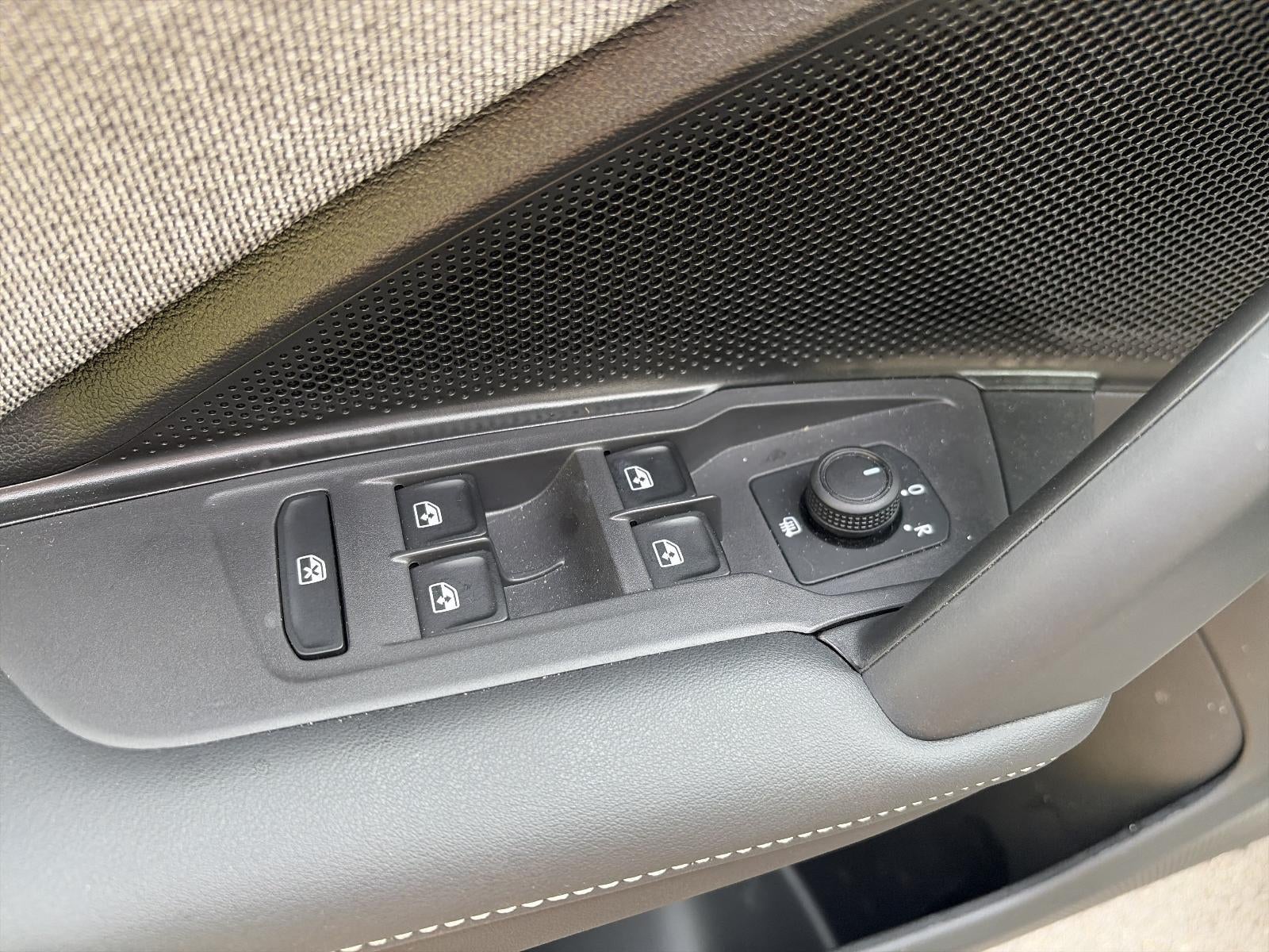 2025 Volkswagen Tiguan 2.0T S 4MOTION