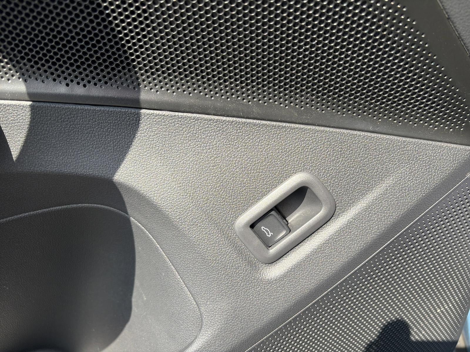 2025 Volkswagen Tiguan 2.0T SE R-Line Black 4MOTION