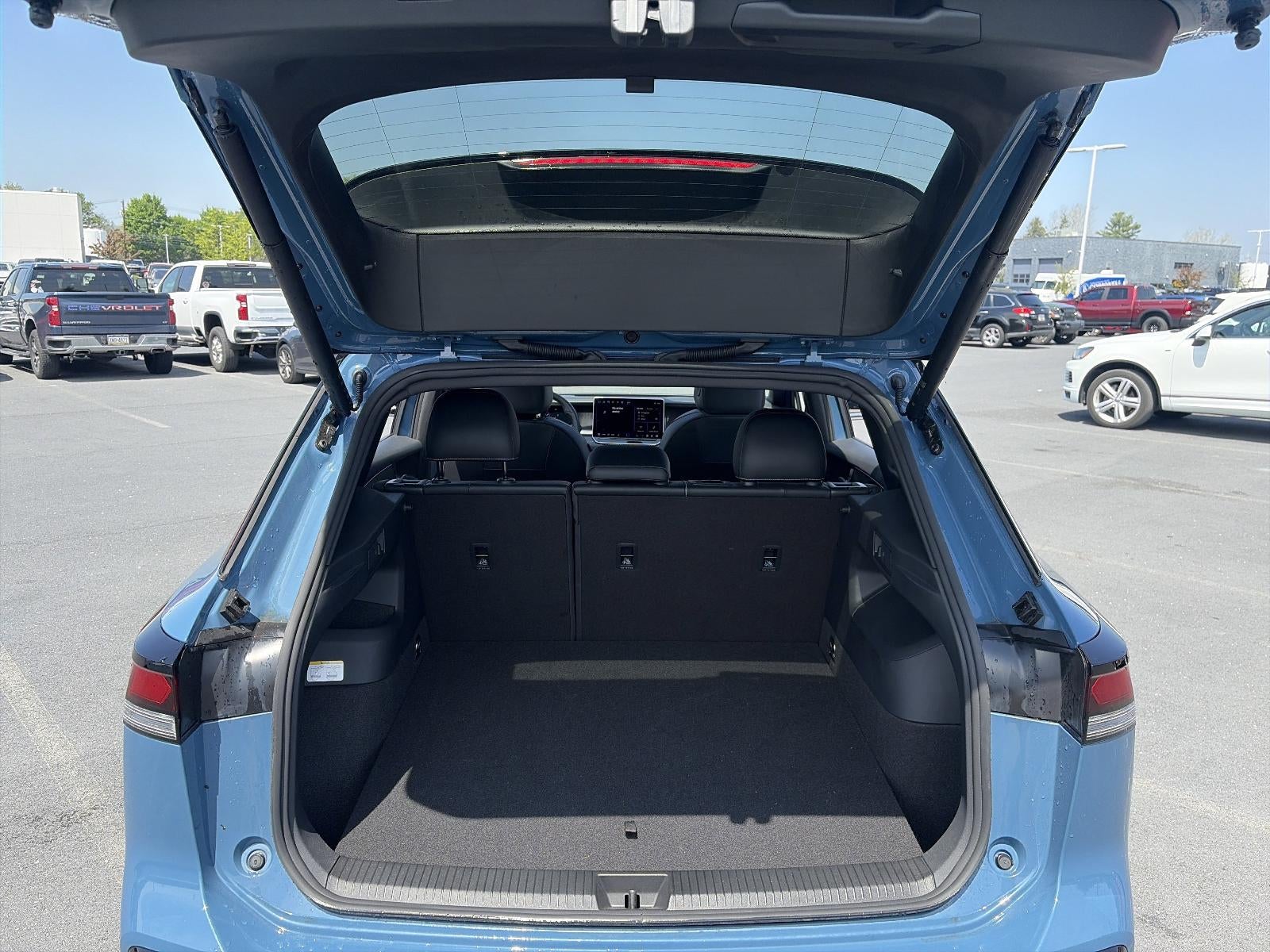 2025 Volkswagen Tiguan 2.0T SE R-Line Black 4MOTION