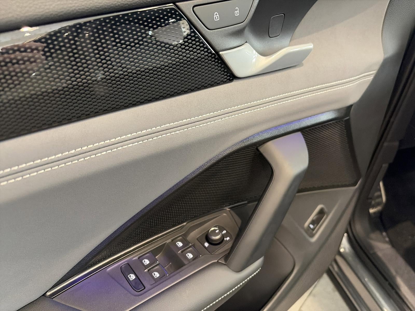 2025 Volkswagen Tiguan 2.0T SE R-Line Black 4MOTION