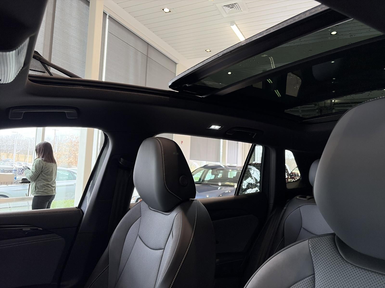 2025 Volkswagen Tiguan 2.0T SE R-Line Black 4MOTION