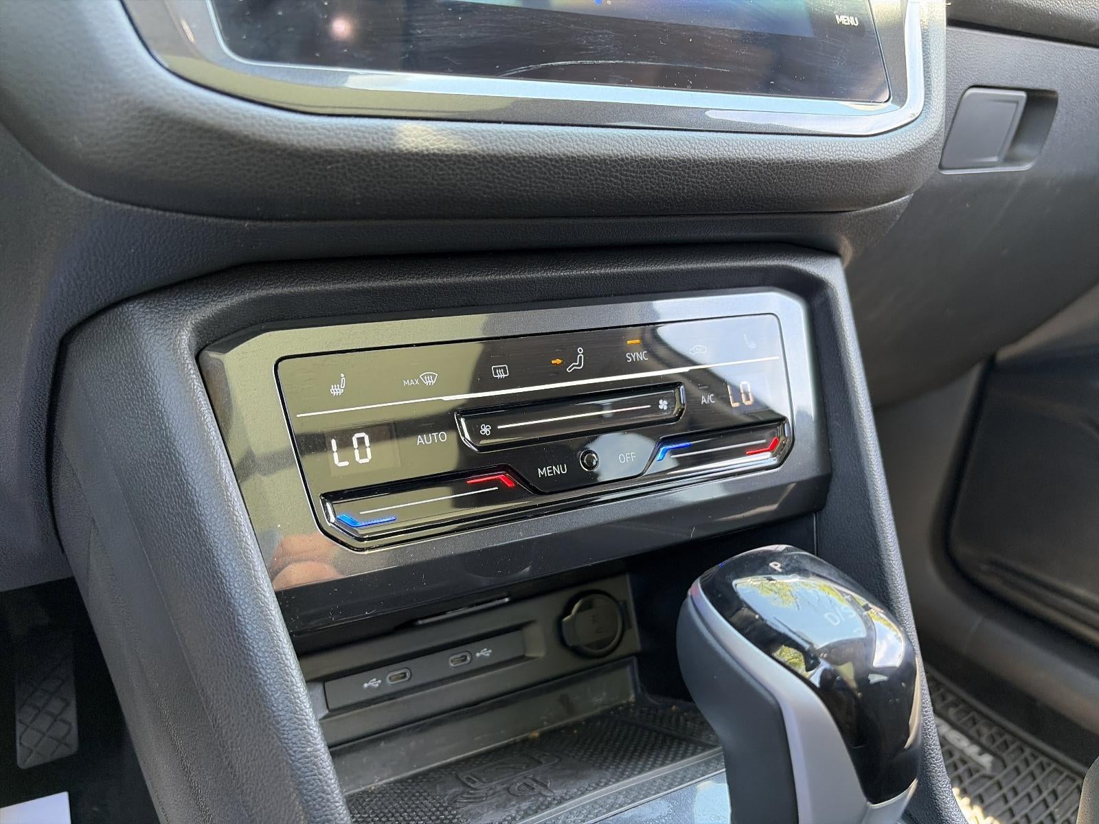 2024 Volkswagen Tiguan 2.0T SE 4MOTION