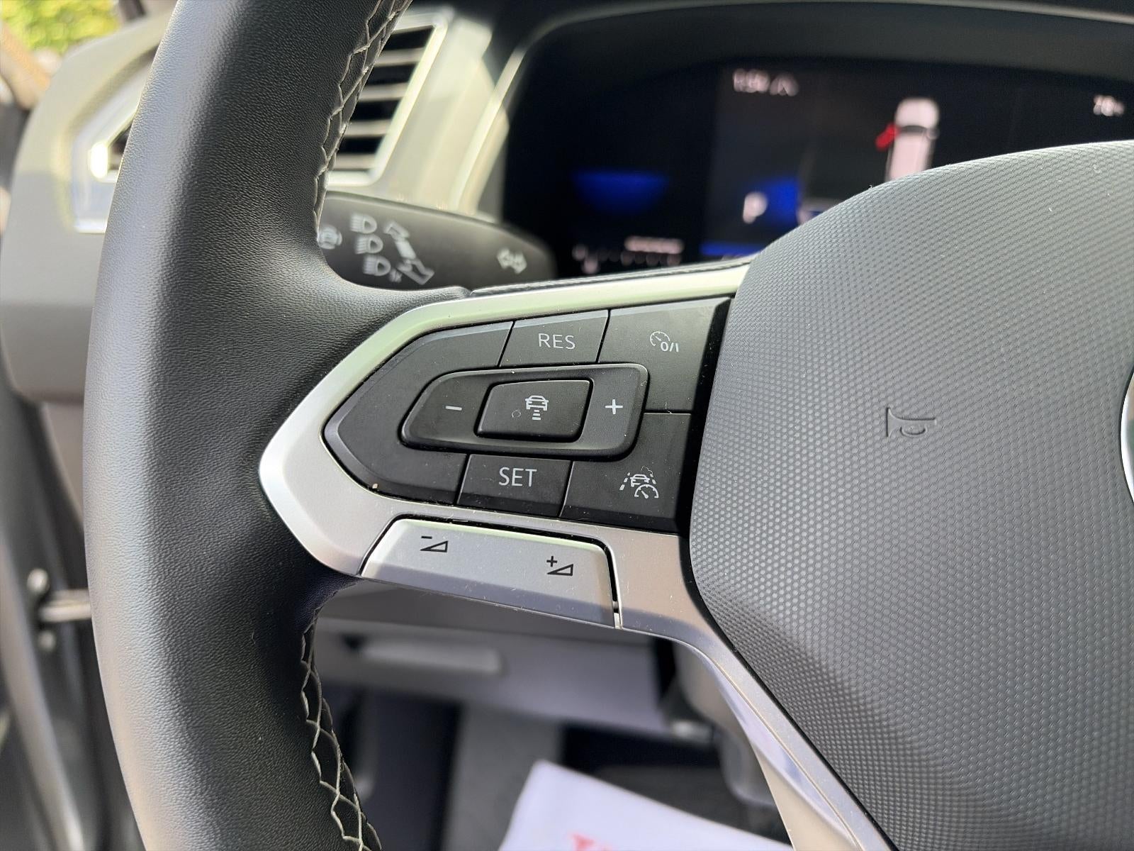2023 Volkswagen Tiguan 2.0T SE 4MOTION