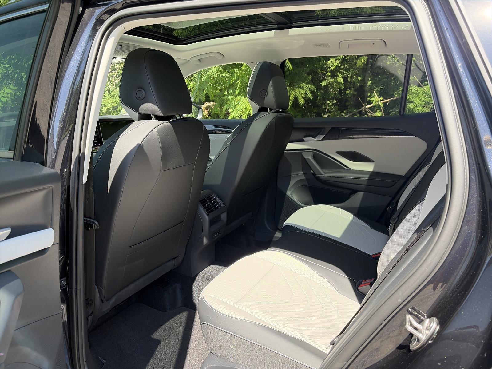 2025 Volkswagen Tiguan 2.0T SE 4MOTION