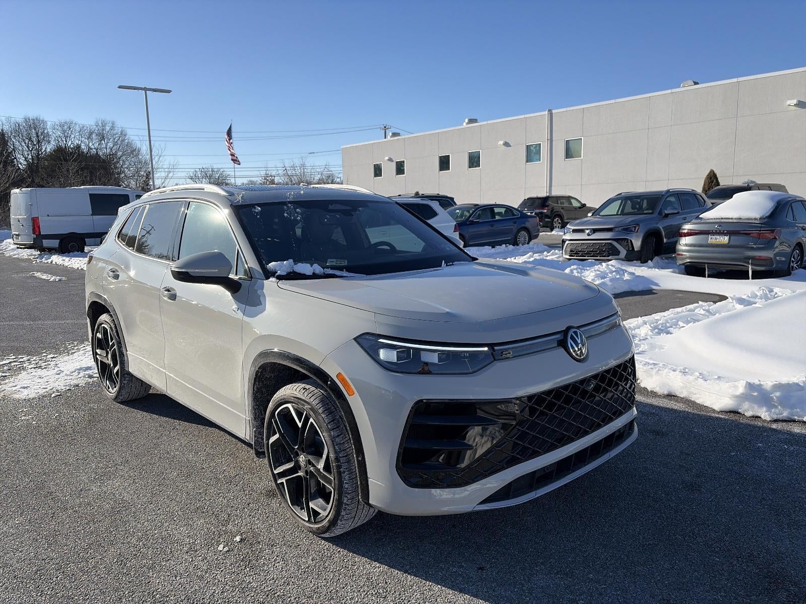 2026 Volkswagen Tiguan 2.0T SEL R-Line Turbo 4MOTION