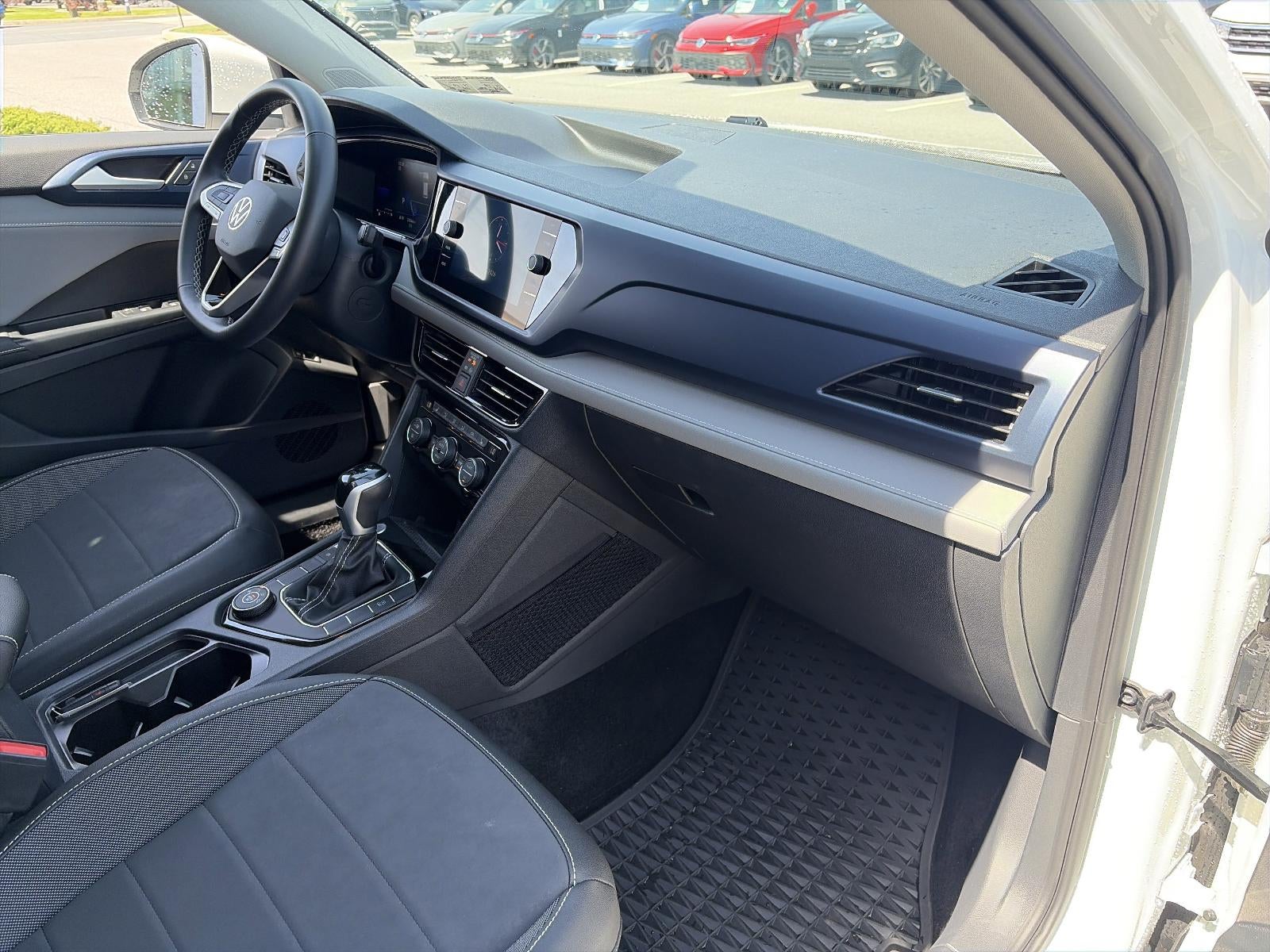 2024 Volkswagen Taos SE 4MOTION