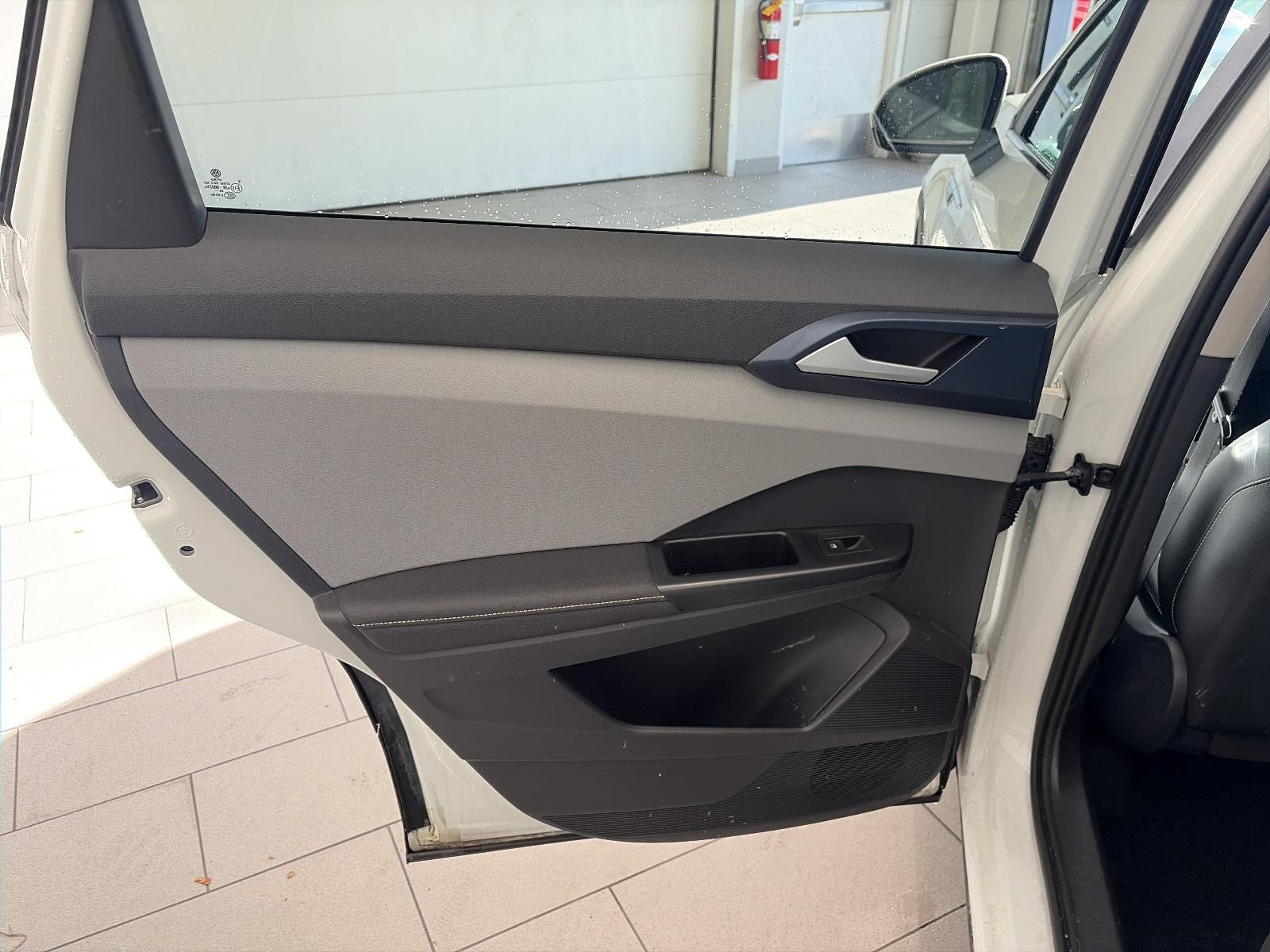 2024 Volkswagen Taos SE 4MOTION