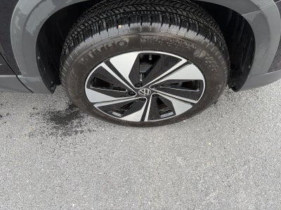 2024 Volkswagen Taos SE 4MOTION