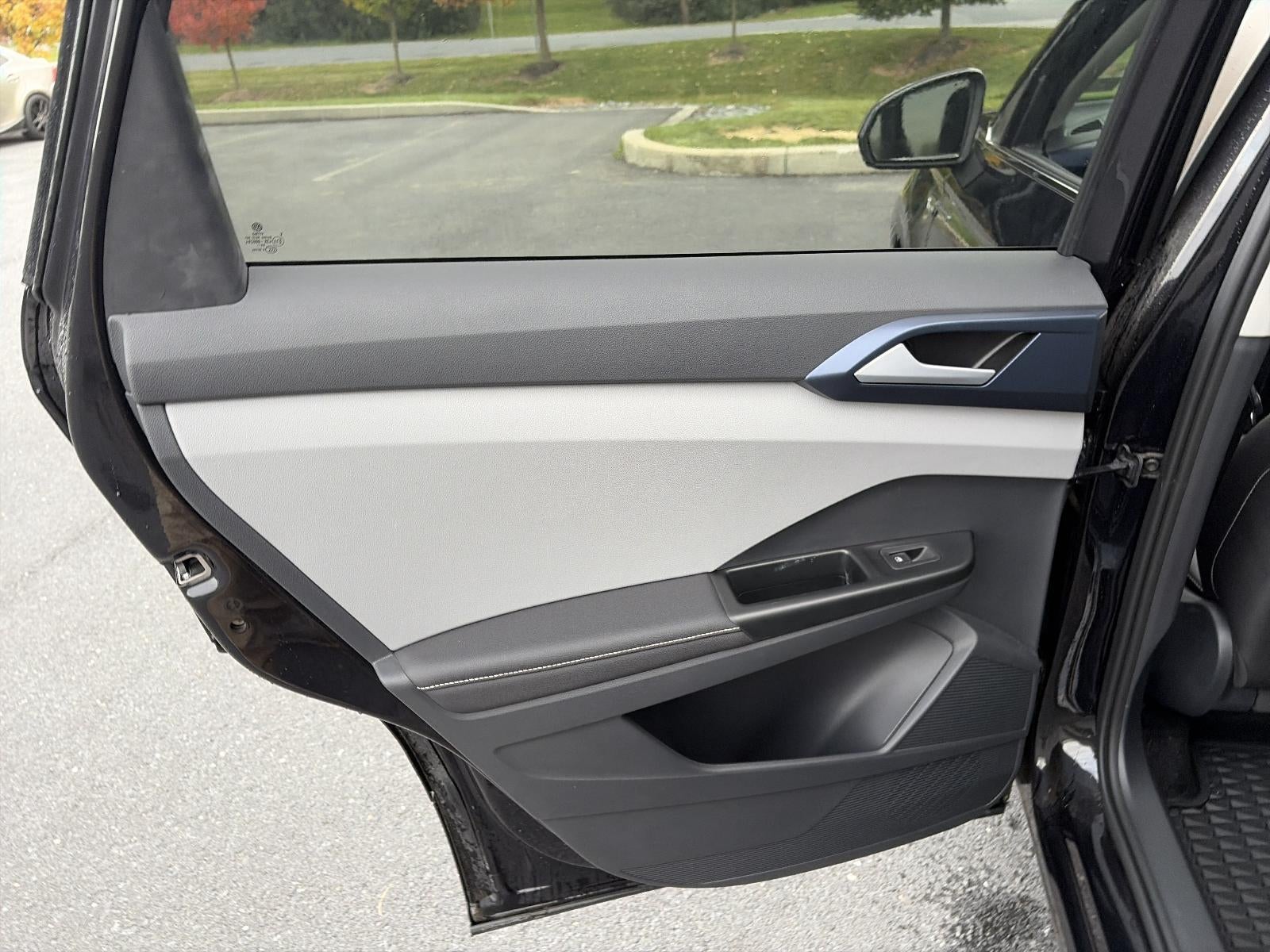 2024 Volkswagen Taos SE 4MOTION